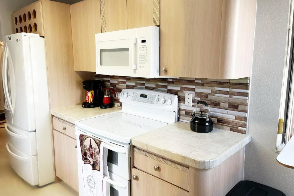 Villa Amazing & Cozy Duplex Near Zoo Miami ! Extérieur photo