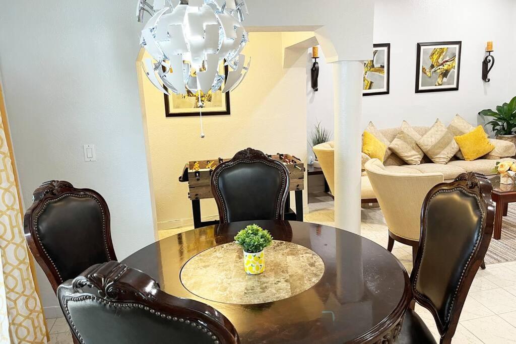 Villa Amazing & Cozy Duplex Near Zoo Miami ! Extérieur photo