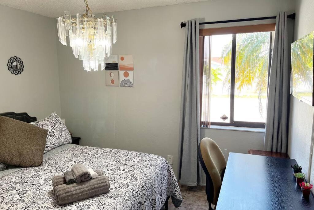 Villa Amazing & Cozy Duplex Near Zoo Miami ! Extérieur photo